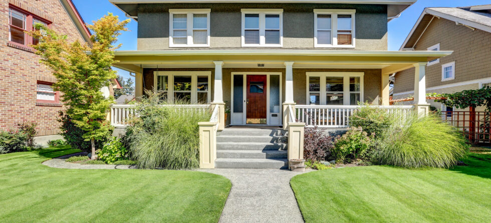 Spring vs Summer Exterior Painting in Kansas